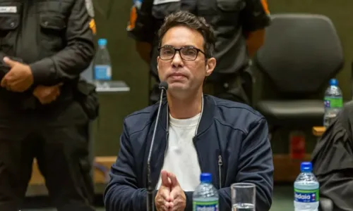 
				
					Justiça nega pedido de liberdade de Dr Jairinho, suspeito de matar enteado
				
				