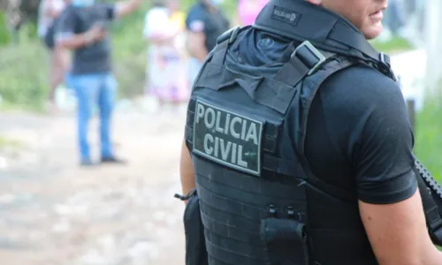 
				
					Baiano é preso em Camaçari suspeito de aplicar golpes do bilhete premiado em Goiás
				
				