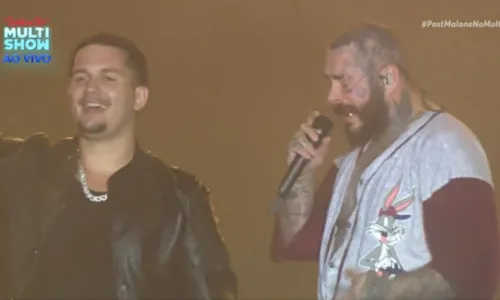 
				
					Rock in Rio: Post Malone chama fã para cantar no palco durante apresentação
				
				