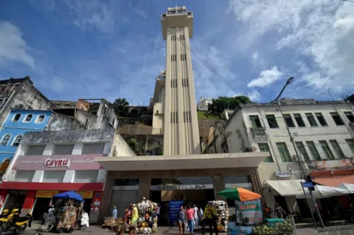 
				
					Elevador Lacerda tem atendimento suspenso para manutenção no domingo, 4 setembro
				
				