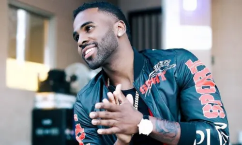 
				
					Jason Derulo doa R$130 mil em favela no Rio antes de deixar o Brasil: veja vídeo
				
				