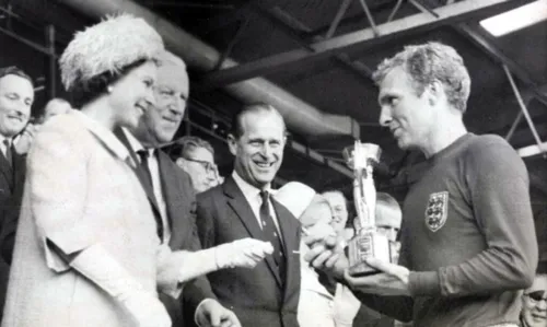 
				
					Treta antiga: Inglaterra e Brasil disputam narrativa pela posse do futebol
				
				