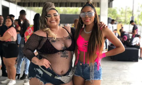 
				
					Aila Menezes e Dai sobem ao palco do Salvador Fest com A Dama e destacam a necessidade da valorização das mulheres no pagode baiano
				
				