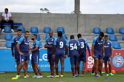 
				
					Na reta final da Série B, Bahia vai enfrentar seis times que tentam fugir do rebaixamento
				
				