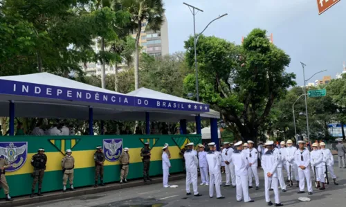 
				
					FOTOS: confira imagens da festa do 7 de setembro em Salvador
				
				