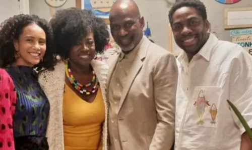 
				
					Taís Araujo e Lázaro Ramos recebem Viola Davis em casa: 'Noite linda e especial'
				
				