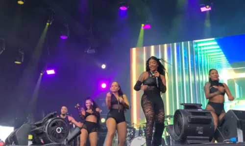 
				
					Salvador Fest 2022: com mesma abertura do Rock in Rio, Ludmilla comanda festa no palco principal
				
				