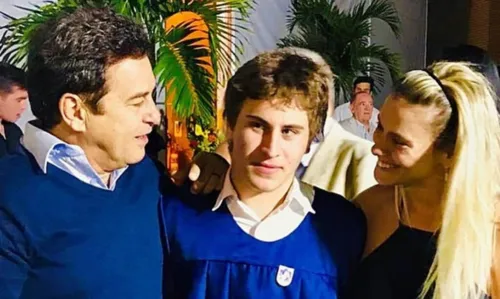 
				
					Marcos Frota relembra fim do casamento com Carolina Dieckmann e perda do 1º filho com atriz: 'Ela foi embora de casa'
				
				