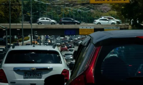 
				
					Trânsito no Lucaia tem alterações no fim de semana para obras do BRT; veja mudanças
				
				