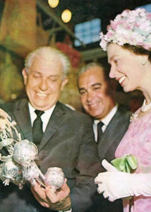 
				
					Visita ao Mercado Modelo e berimbau de presente: relembre passagem da rainha Elizabeth II por Salvador
				
				