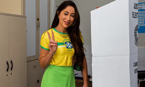 
				
					Famosos vão às urnas em todo o Brasil: acompanhe o voto dos artistas nas Eleições 2022
				
				