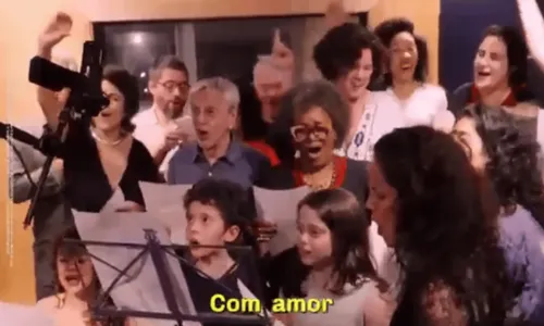
				
					Caetano Veloso, Luísa Sonza e mais artistas gravam paródia de música de Tim Maia contra abstenção nas eleições
				
				
