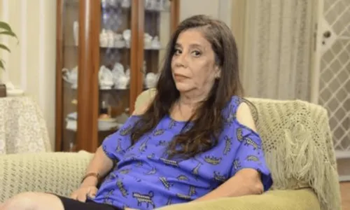 
				
					Mia Goth é brasileira? Web resgata vídeo da atriz de ‘Pearl’ falando português com avó
				
				