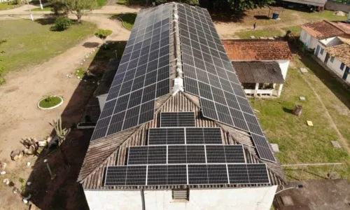 
				
					Empresa oferece 500 vagas para capacitação gratuita no setor de energia solar
				
				