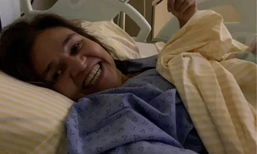 
				
					Claudia Rodrigues recebe alta hospitalar após inflamação generalizada; saiba detalhes
				
				