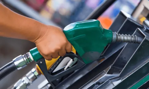
				
					Acelen anuncia nova redução no preço dos combustíveis em Salvador
				
				
