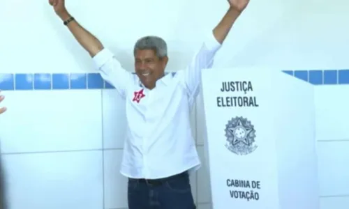 
				
					Candidatos ao governo da Bahia votam em Salvador; confira
				
				