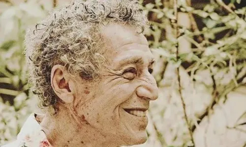
				
					Luiz Galvão, fundador dos novos baianos, morre em São Paulo
				
				