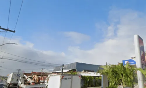 
				
					Policial Civil é morto a tiros durante uma abordagem no Subúrbio Ferroviário de Salvador
				
				