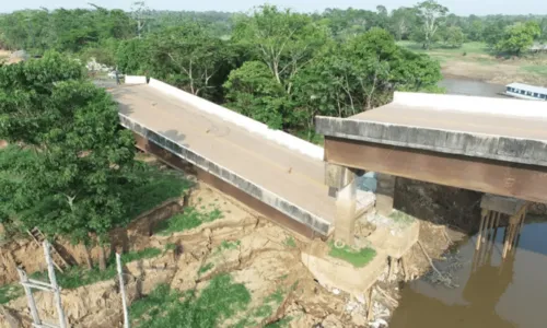 
				
					Amazonas registra segundo desabamento de ponte na BR-319
				
				