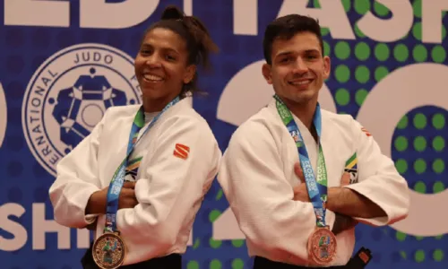 
				
					Rafaela Silva é bicampeã e Daniel Cargnin bronze no Mundial de Judô
				
				