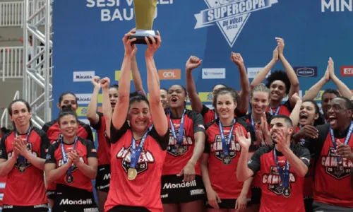 
				
					Sesi Vôlei Bauru conquista título da Supercopa Feminina de vôlei
				
				