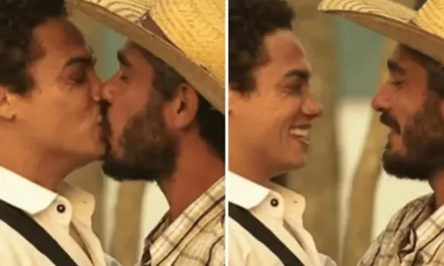 
				
					Silvero Pereira celebra cena de beijo gay em último capítulo de 'Pantanal'
				
				