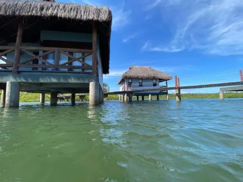 
				
					Bora ali?: dê um giro pela ilha particular da Baía de Todos-os-Santos
				
				