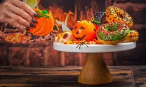 
				
					Confira cinco dicas para decorar a sua festa de Halloween
				
				