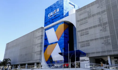 
				
					Caixa opera consignado do Auxílio Brasil com juros de 3,45% ao mês
				
				