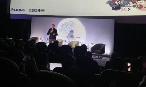 
				
					Insights, criatividade e tendências do momento: Cannes Lions Road Show desafia estudantes baianos a pensarem 'fora da caixinha'
				
				