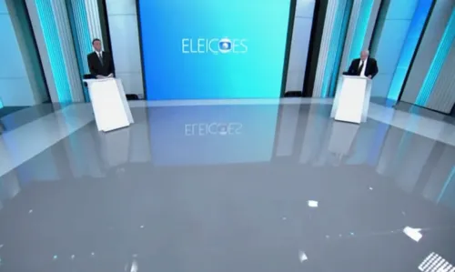 
				
					Em encontro de ânimos exaltados, Lula e Bolsonaro trocam acusações e discutem no debate da TV Globo
				
				