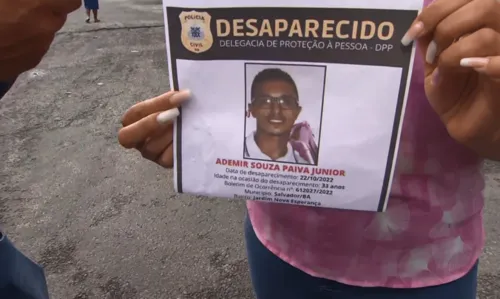 
				
					Família denuncia desaparecimento de motorista por app e diz ter encontrado carro com marcas de sangue
				
				