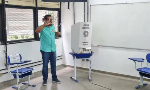 
				
					Candidatos ao governo da Bahia votam em Salvador; confira
				
				