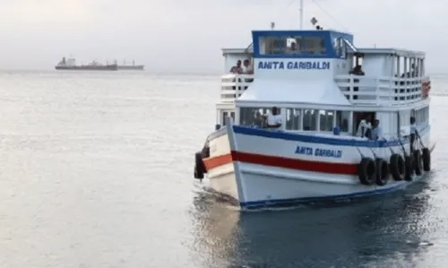 
				
					Travessia Salvador-Mar Grande faz parada de 4h nesta segunda-feira (10); veja novos horários
				
				