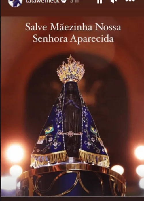 
				
					Ana Maria Braga, Luan Santana, Tatá Werneck: veja famosos devotos de Nossa Senhora Aparecida
				
				