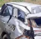 
                  Senador sofre grave acidente de carro; motorista morreu