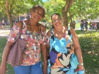 Nervosismo compartilhado: pais acompanham filhos na 1ª etapa da prova do Enem em Salvador