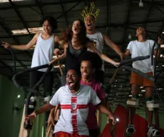 Espetáculo 'Akonis da Península' é apresentado nas praias da Cidade Baixa de Salvador