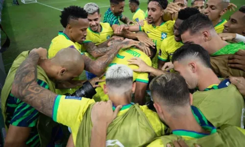 
				
					Com golaço de Casemiro, Brasil vence Suíça e se classifica para oitavas de final
				
				