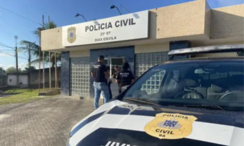 
				
					Homem é preso suspeito de cometer 8 estupros em cidade da Região Metropolitana de Salvador
				
				