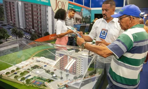 
				
					Salão Imobiliário da Bahia reúne imóveis a partir de R$ 170 mil; confira
				
				