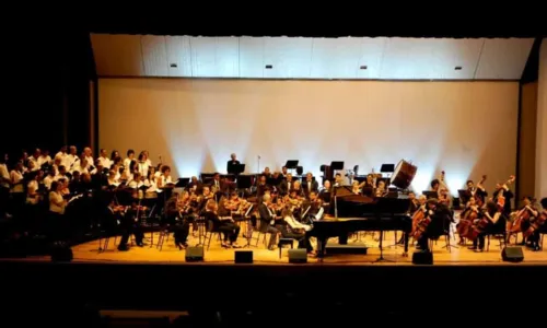 
				
					Maestro Fred Dantas estreia concerto com composição 'Sinfonia Ufba Eterna'
				
				