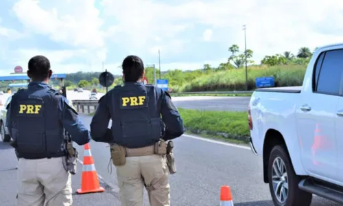 
				
					Mais de 8 mil mercadorias ilegais são apreendidas durante operação da PRF na Bahia
				
				