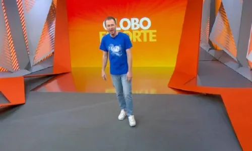 
				
					Tiago Leifert de volta ao Globo Esporte? Apresentador fez aparição surpresa e confundiu telespectadores
				
				