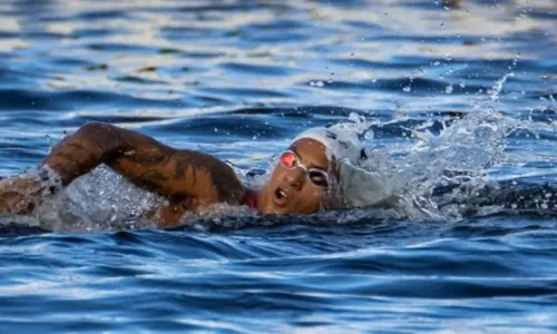 
				
					Ana Marcela Cunha é hexacampeã nos 10 km do Circuito Mundial de Maratonas Aquáticas
				
				