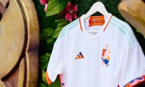 
				
					Camisa da Bélgica é vetada da Copa do Mundo por uso da palavra 'Amor'
				
				