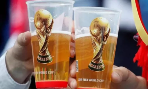 
				
					Governo do Catar muda regra e proíbe venda de cerveja nos estádios na Copa do Mundo
				
				