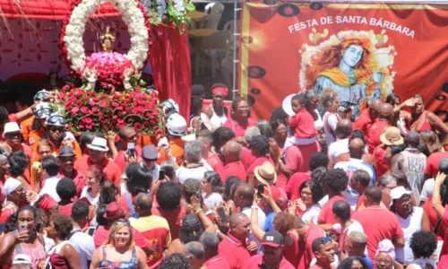
				
					Corpo de Bombeiros suspende tradicional festa em homenagem a Santa Bárbara após aumento de casos de Covid-19 na Bahia
				
				