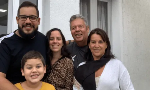 
				
					'Há 1 ano tivemos a pior notícia que uma família poderia ter tido', diz mãe de Henrique Bahia, produtor de Marília Mendonça
				
				